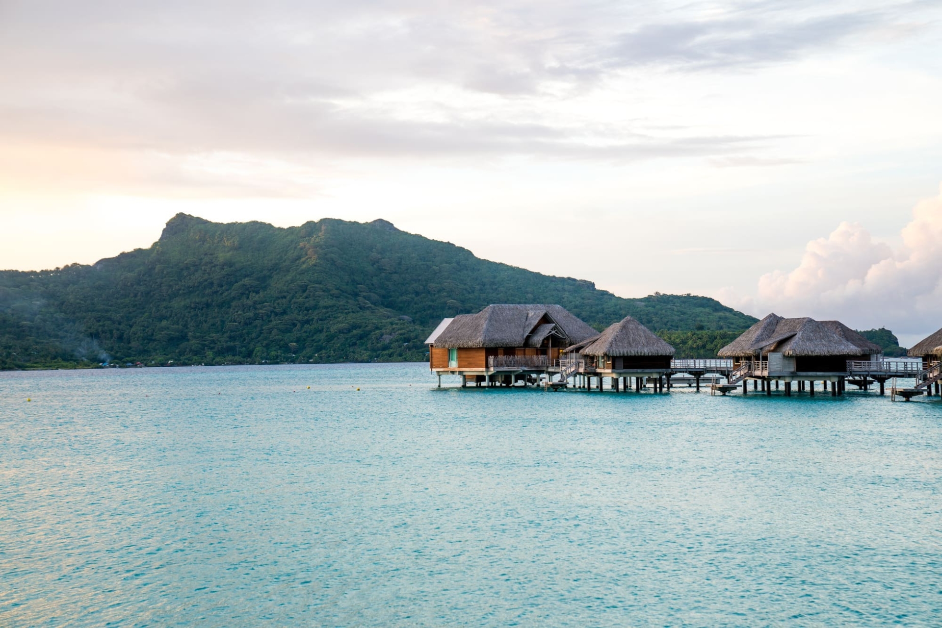 bungalow-bora-bora-tahiti